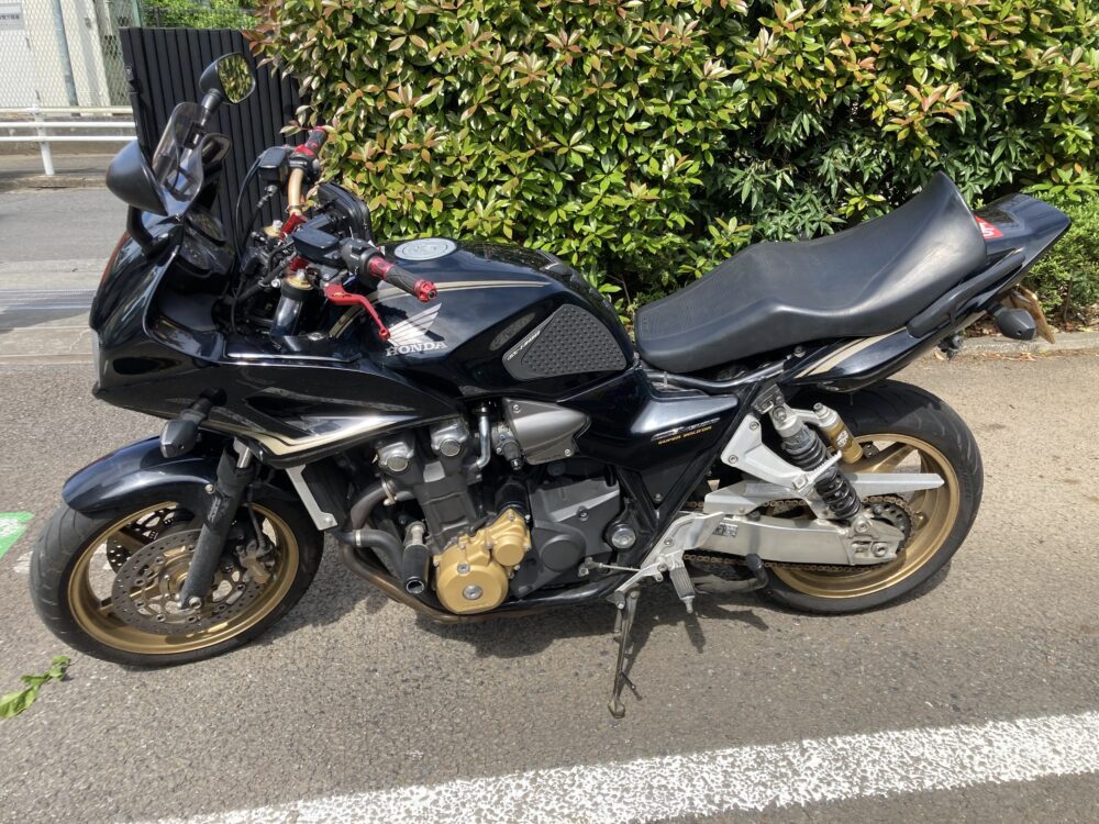 ホンダ CB1300SFAボルドール