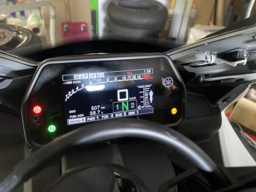 YZF-R1 ヤマハ　YAMAHA　