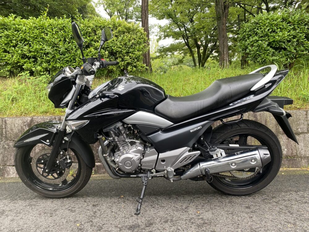 GSR250 スズキ　SUZUKI