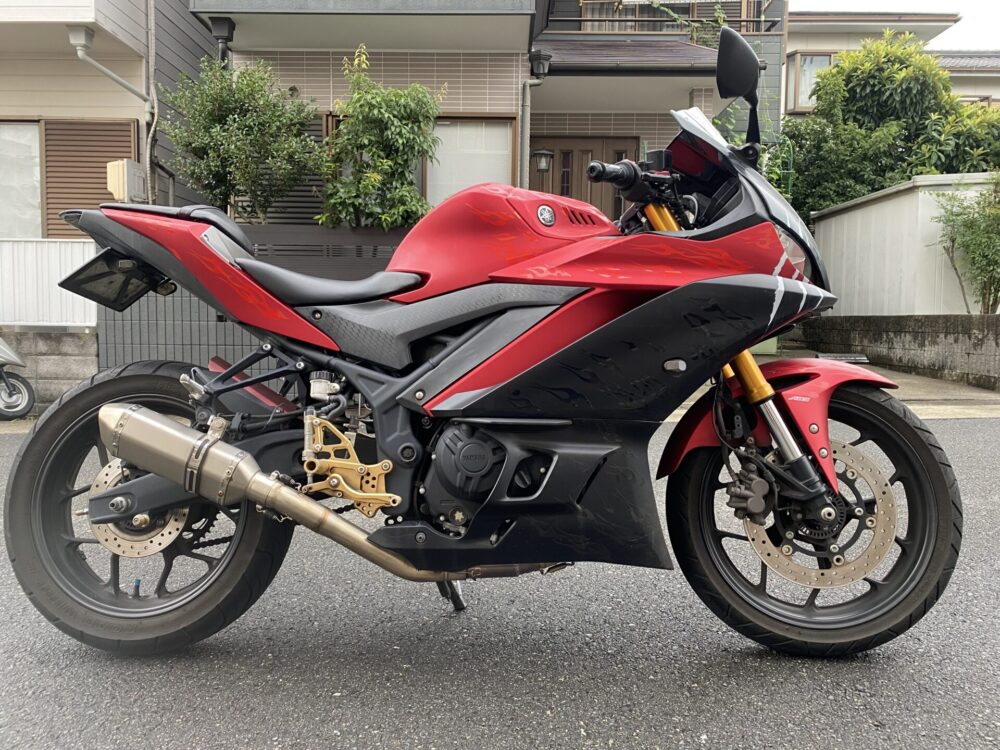 YZF-R25 ヤマハ　YAMAHA