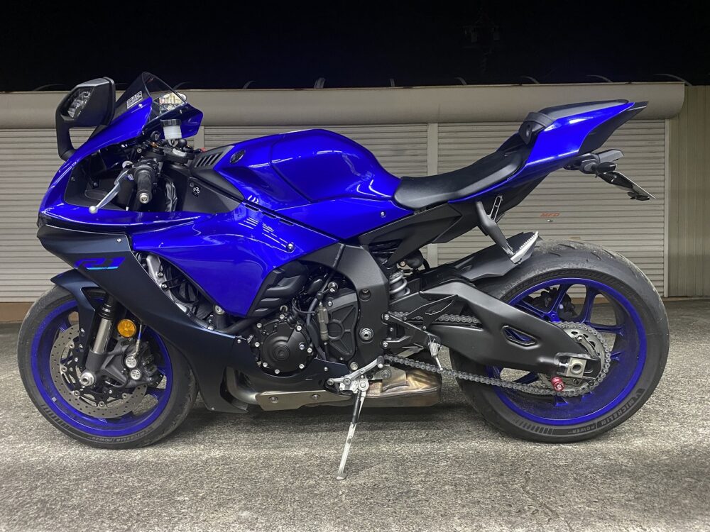 YZF-R1 ヤマハ　YAMAHA