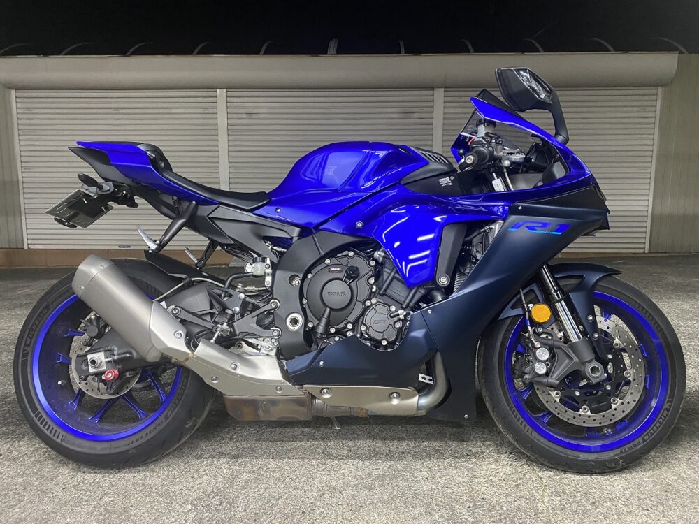 YZF-R1 ヤマハ　YAMAHA