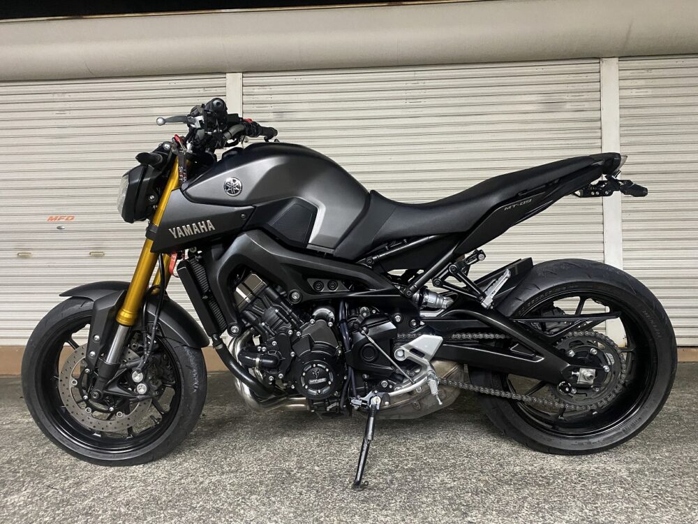 MT09 YAMAHA ヤマハ