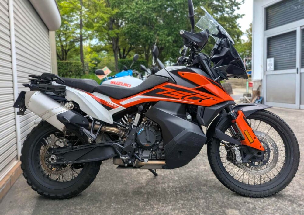 790アドベンチャー KTM