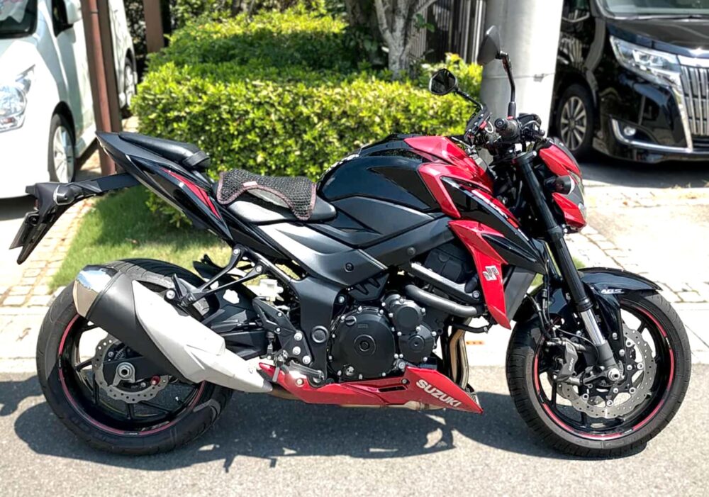 GSX-S750 SUZUKI スズキ